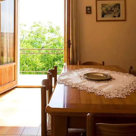 House With 5 Bedrooms In With Furnished Garden And Wifi 18 Km From The Beach * Monte San Pietrangeli