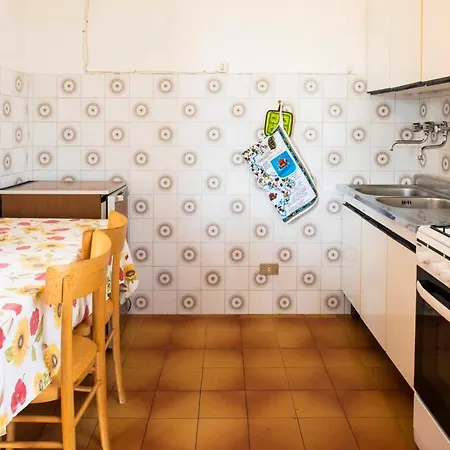 Ferienhaus House With 5 Bedrooms In With Furnished Garden And Wifi 18 Km From The Beach *