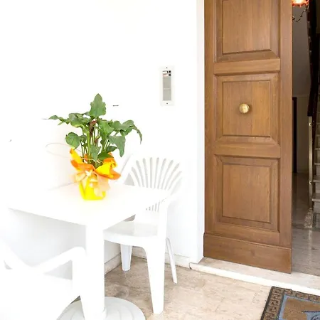 Ferienhaus House With 5 Bedrooms In With Furnished Garden And Wifi 18 Km From The Beach