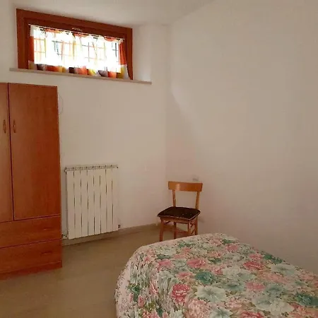 House With 5 Bedrooms In With Furnished Garden And Wifi 18 Km From The Beach Ferienhaus *