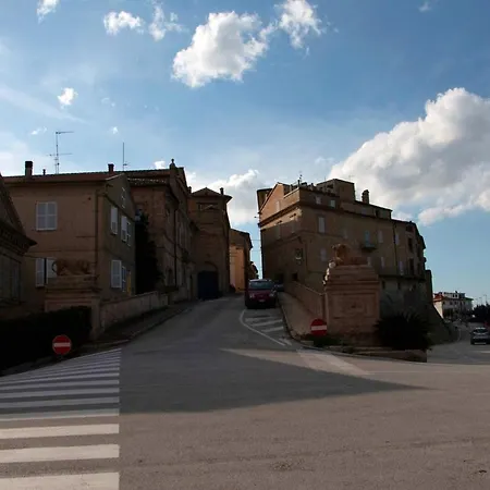 House With 5 Bedrooms In With Furnished Garden And Wifi 18 Km From The Beach Ferienhaus Monte San Pietrangeli